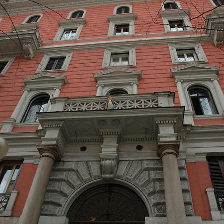 רומא Cesar Palace Guesthouse מראה חיצוני תמונה