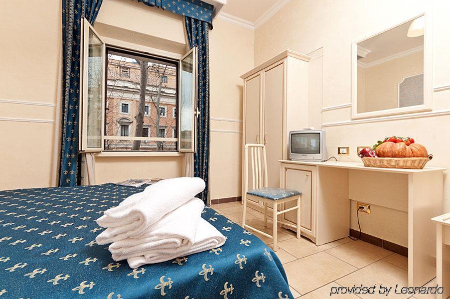 רומא Cesar Palace Guesthouse חדר תמונה