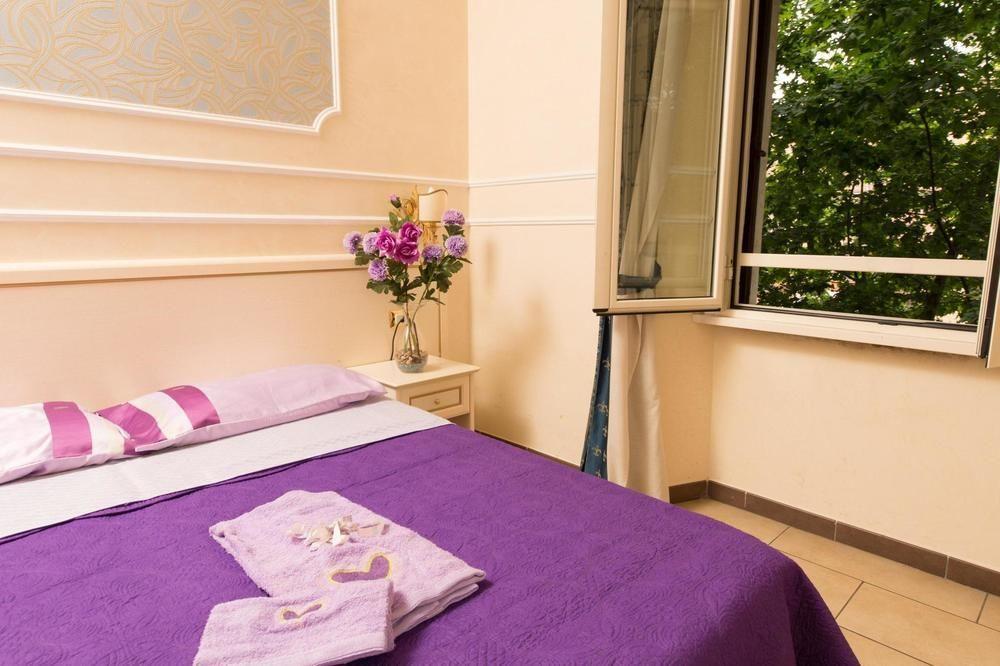 רומא Cesar Palace Guesthouse מראה חיצוני תמונה