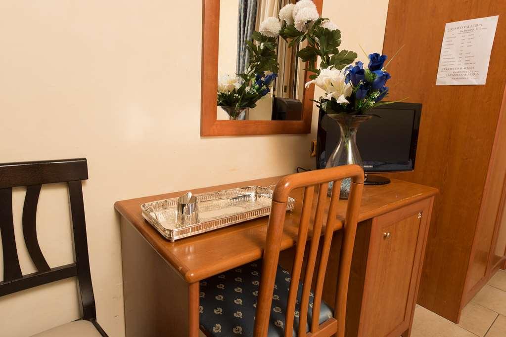 רומא Cesar Palace Guesthouse חדר תמונה